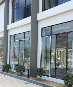 Cửa Đi VP 4500 liền vách cao cấp 40m2